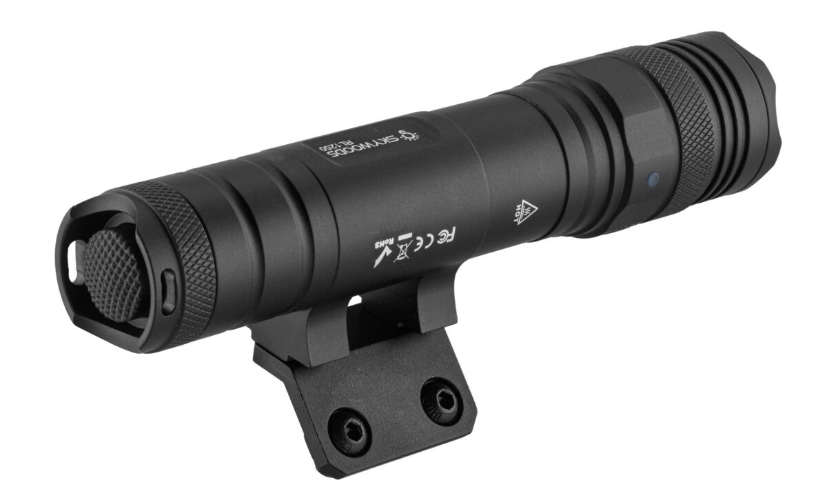 SKYWOODS TACTICAL Lampe Tactique Orghini L70192 - 1250 Lumens avec Montage Rail M-Lock – Image 6